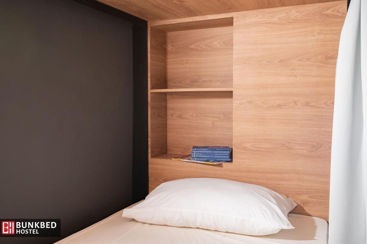 Bunkbed Hostel Makkasan Екстер'єр фото
